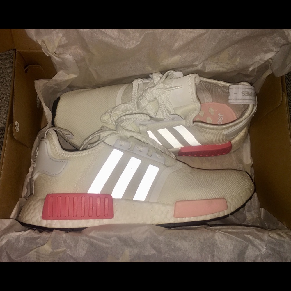 White Adidas NMDs
